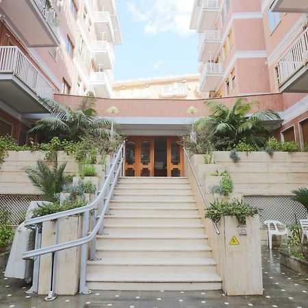 Le Stanze Di Mami Apartment Салерно Екстериор снимка