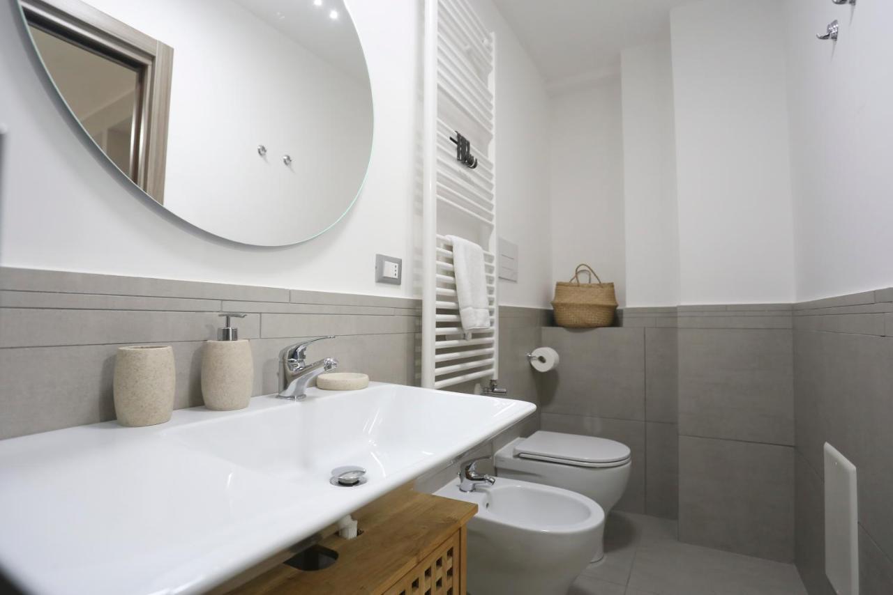 Le Stanze Di Mami Apartment Салерно Екстериор снимка